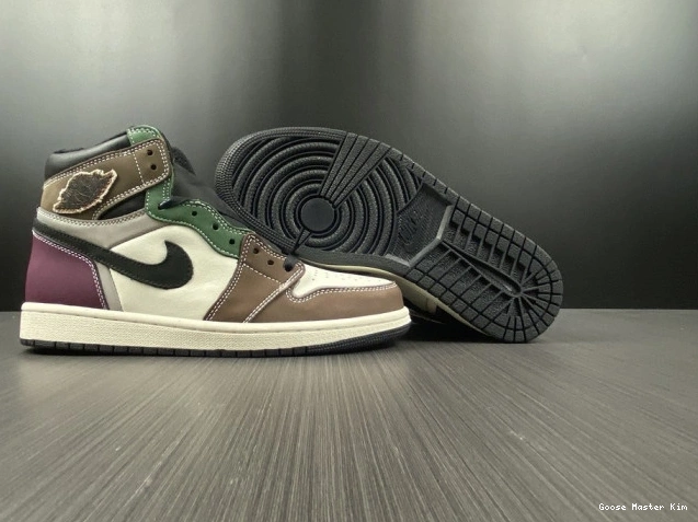 Jordan DH3097-001 1 Hand High OG Crafted Air 0810